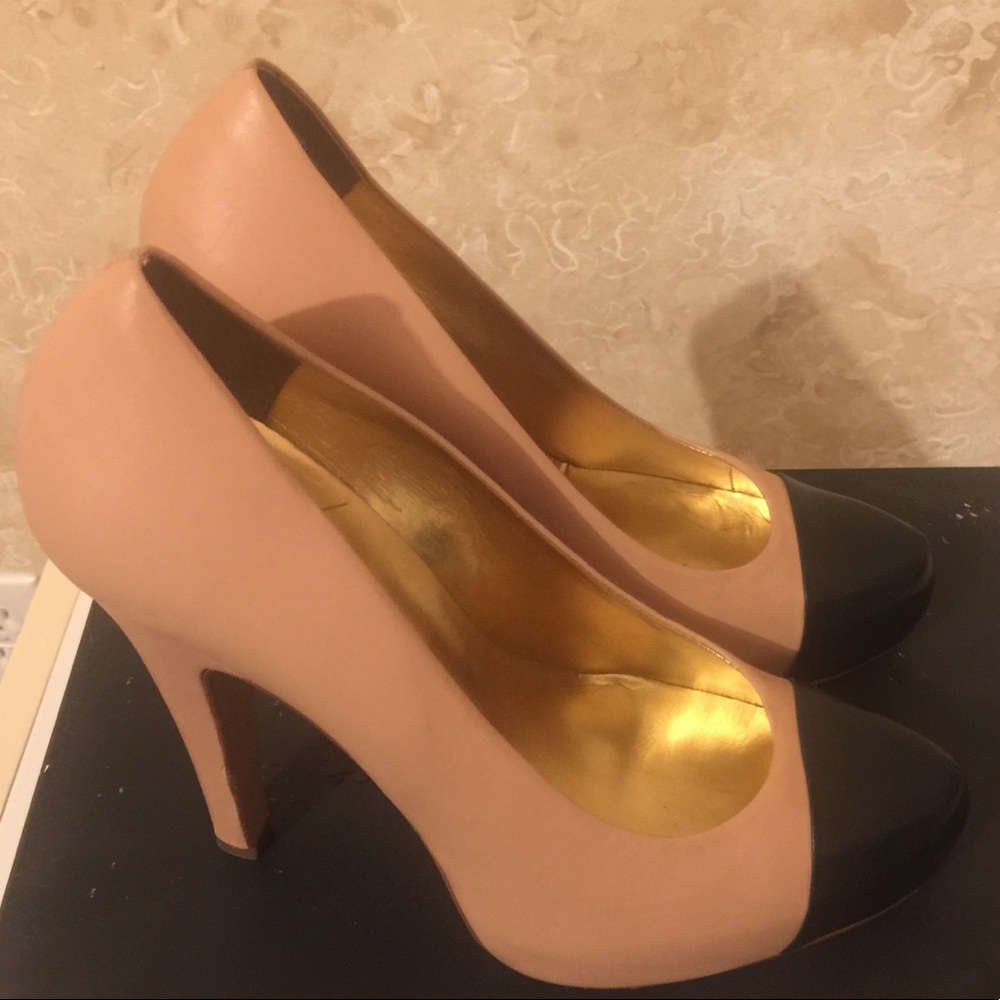 CLOSET CLEAN OUT! Report Signature Platform Pumps